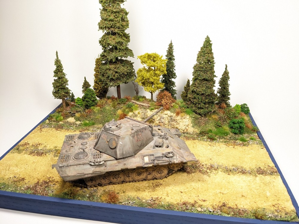 Built 1:35 Scale WWII Eastern Front Diorama
