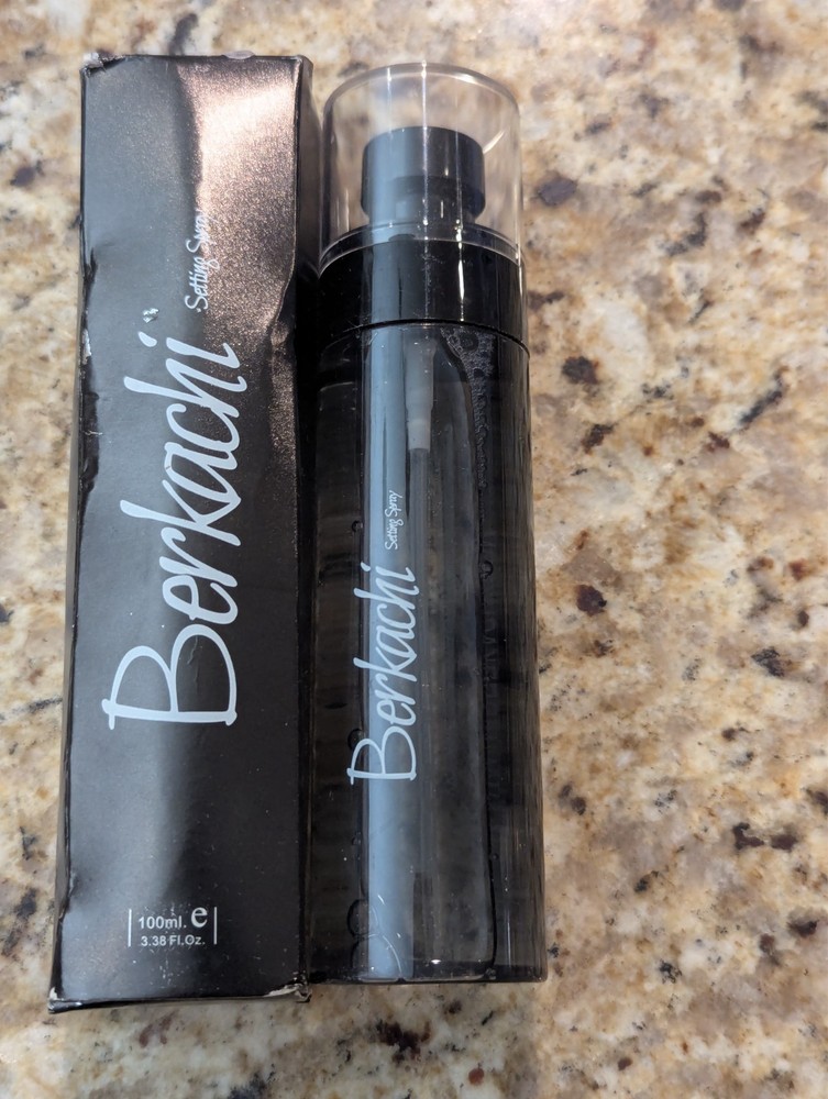 Berkachi Makeup Setting Spray Long Lasting 3.38 fl oz