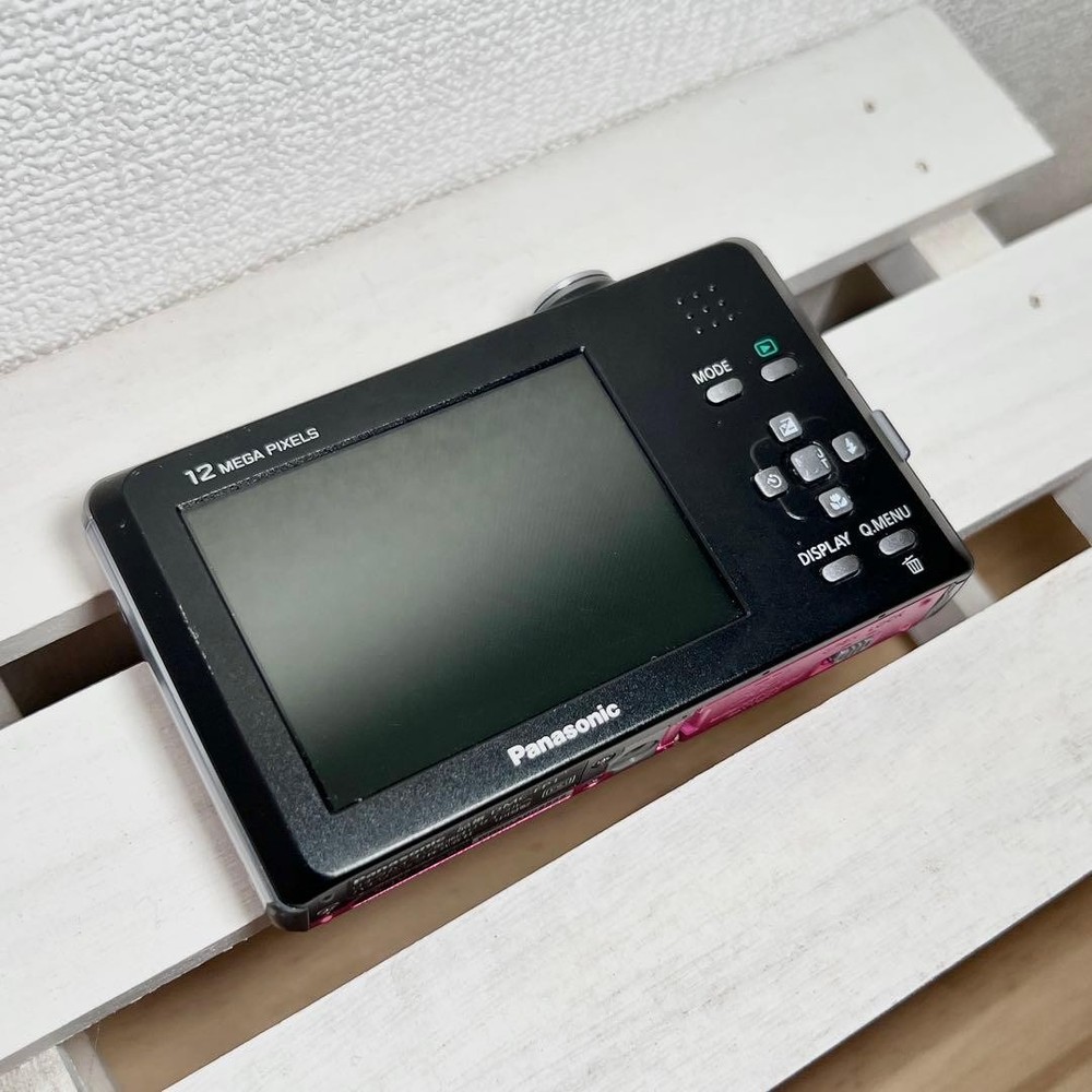 Panasonic Camera DMC FP1 Compact Digital Camera with LCD Display