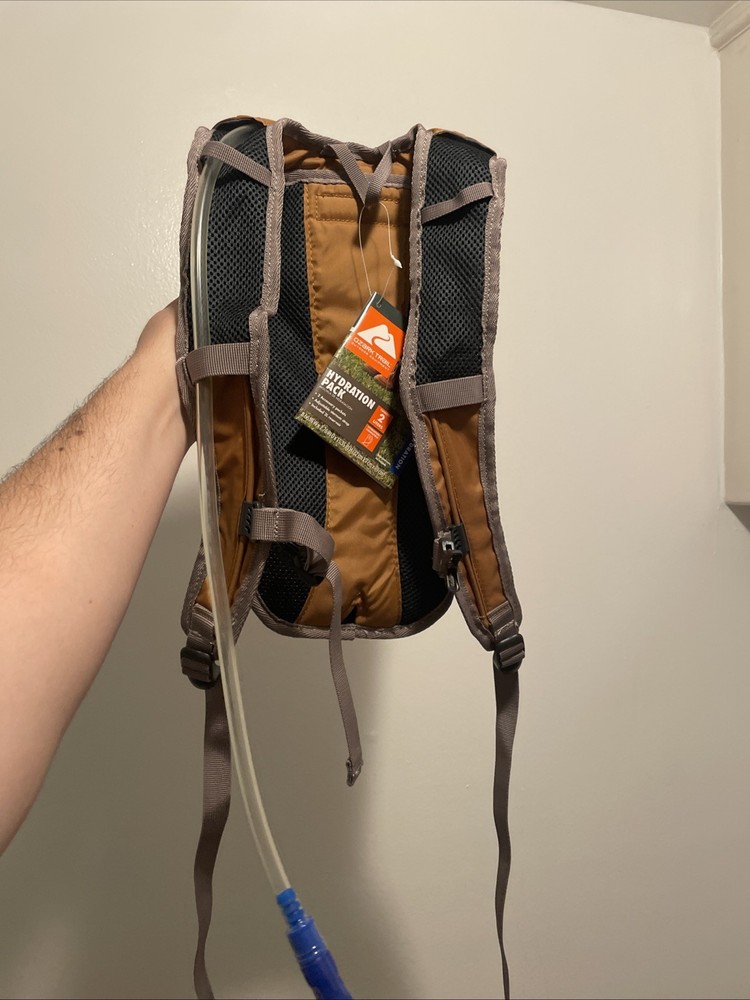 Ozark Trails Drinking Backpack With Bladder *BRAND NEW*