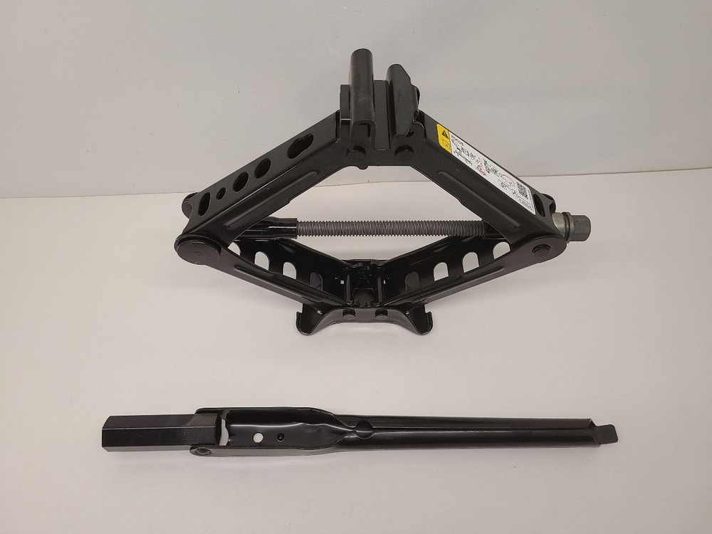 Floor Jack fits 2018 Ford Focus Grade A