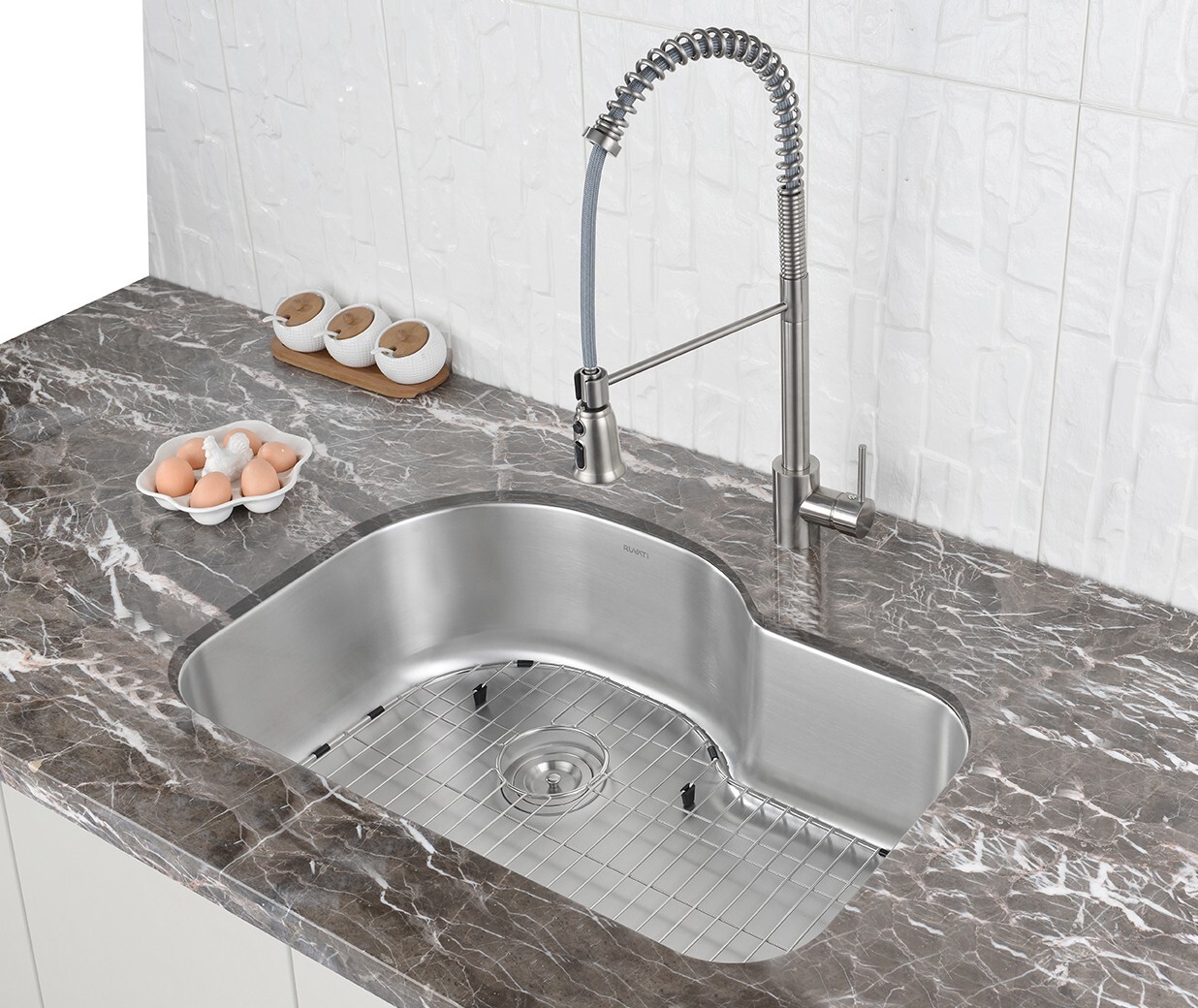 Ruvati 32-inch Undermount 16 Gauge Single Bowl Kitchen Sink- RVM4700