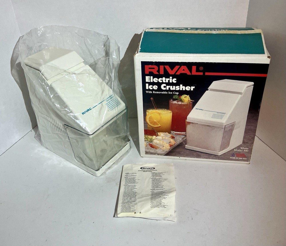 Vintage RIVAL ELECTRIC ICE CRUSHER MODEL 840 WHITE 2-CUP Removable Ice Cup EUC