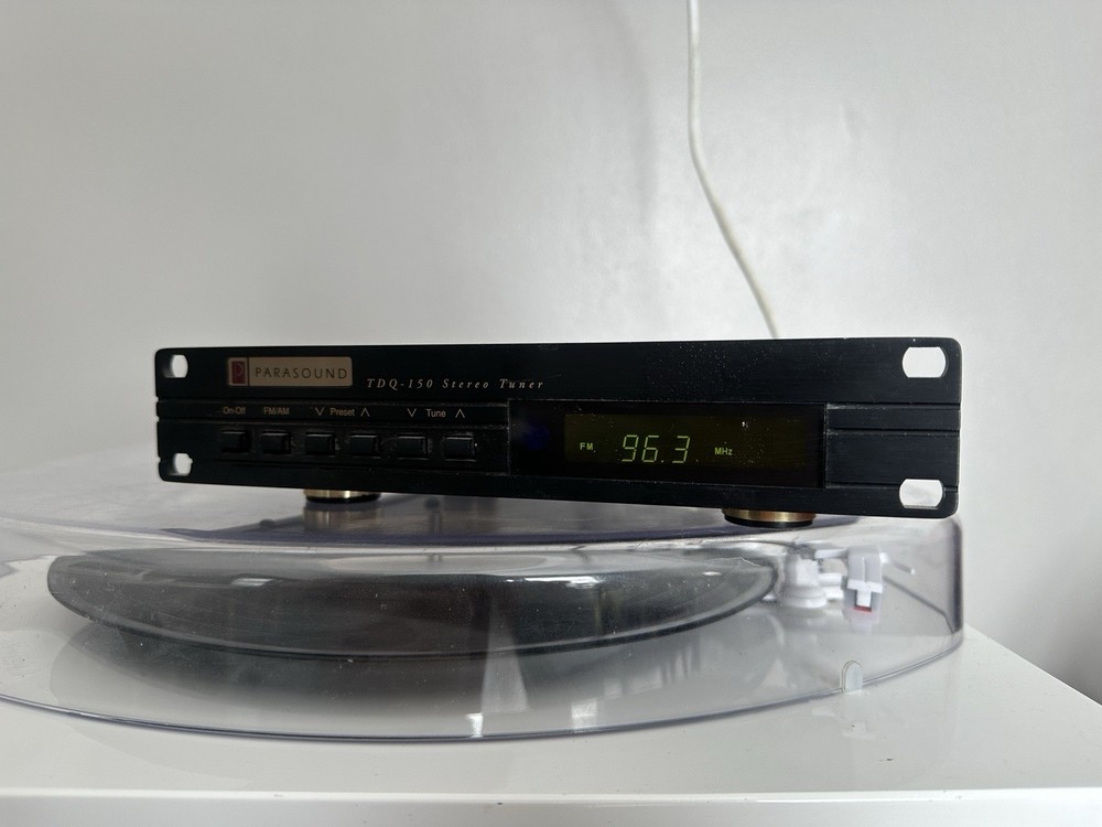 Parasound TDQ-150 Stereo Tuner