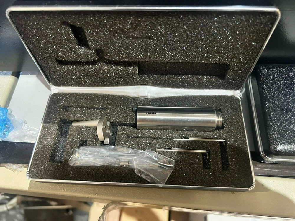 TSK Surfcom 590A Wafer Surface Measurement System *untested