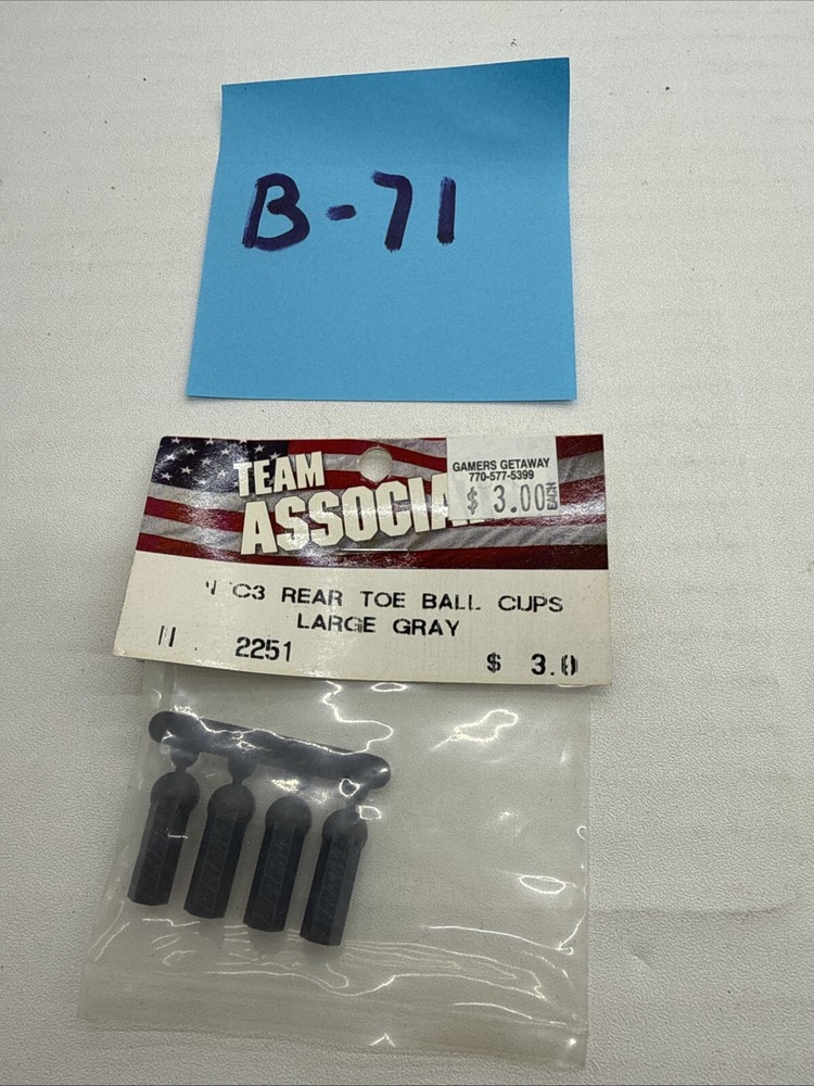 ASSOCIATED 2251 Rear TOE ball Cups Large Gray NTC3