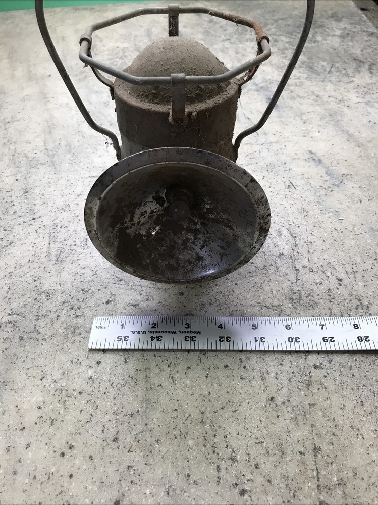 Vintage Empire Powerlite Coal Mine Traffic Train 6 Volt Lantern Untested Barn