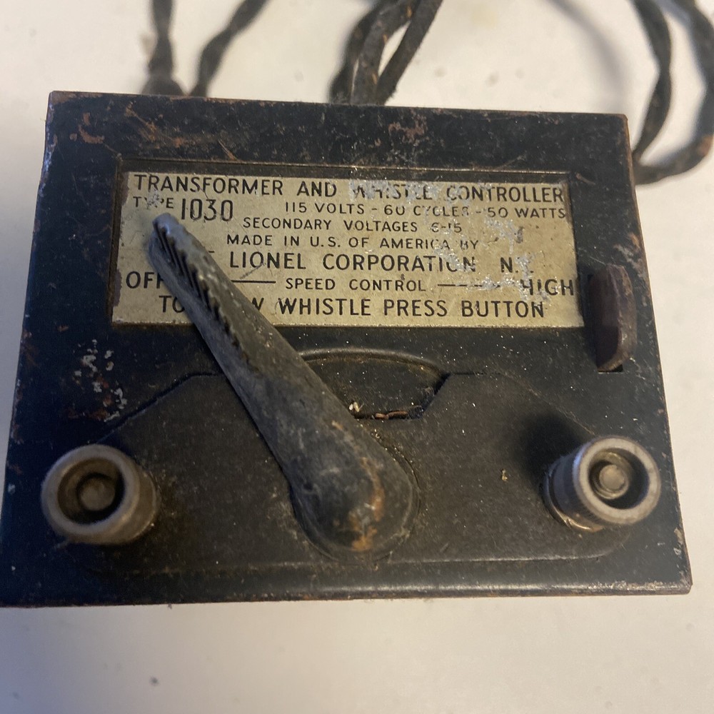 Lionel Corporation Transformer and Whistle Controller Type 1030