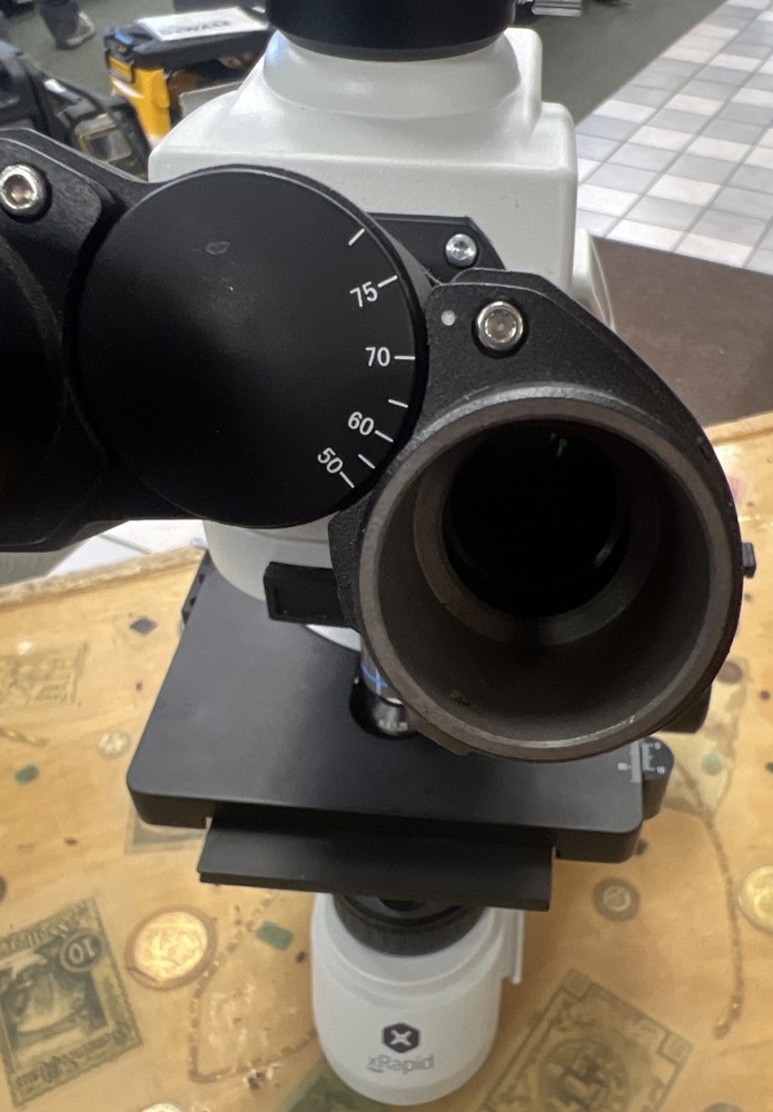 X Rapid Group Biological Microscope Model x_B8C6