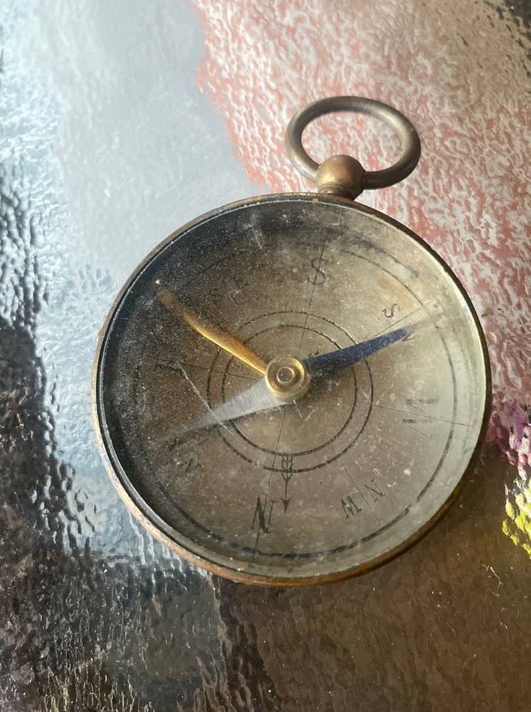 Antique Brass Pocket Compass | Locking Needle | Silver Directional Points