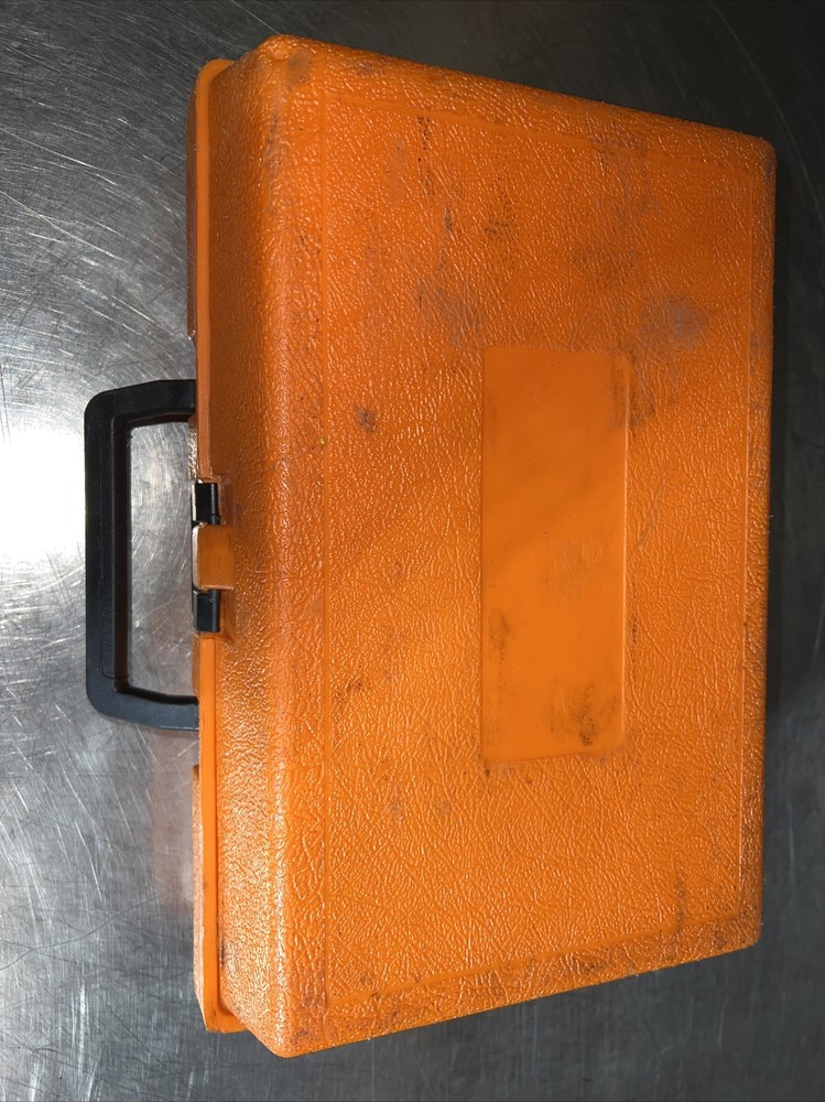 Salisbury Model 4244 AC Audio/Visual Voltage Detector