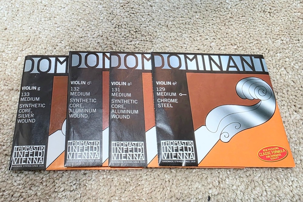[NIB] Thomastik Dominant Violin Strings Set 4/4 - 135B Medium Ball-End E