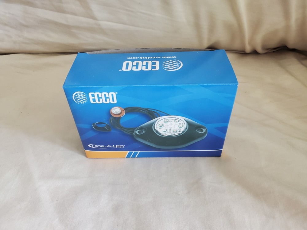 ECCO 9014A Directional LED 16 flash patterns Amber