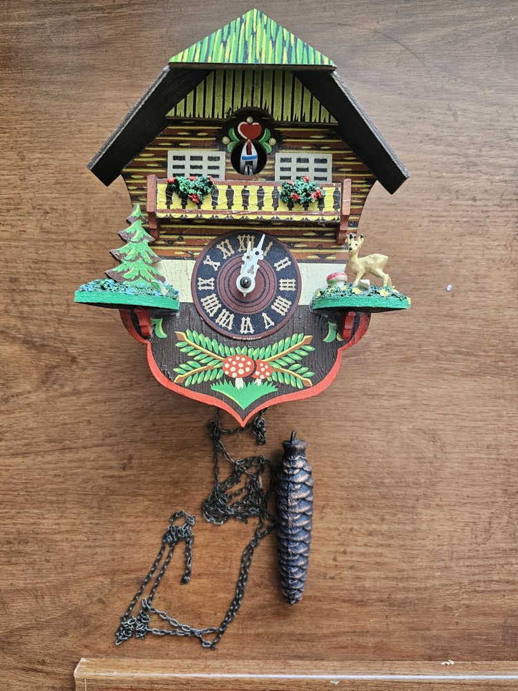 Kune???  German Cuckoo Wall Clock Needs Repair