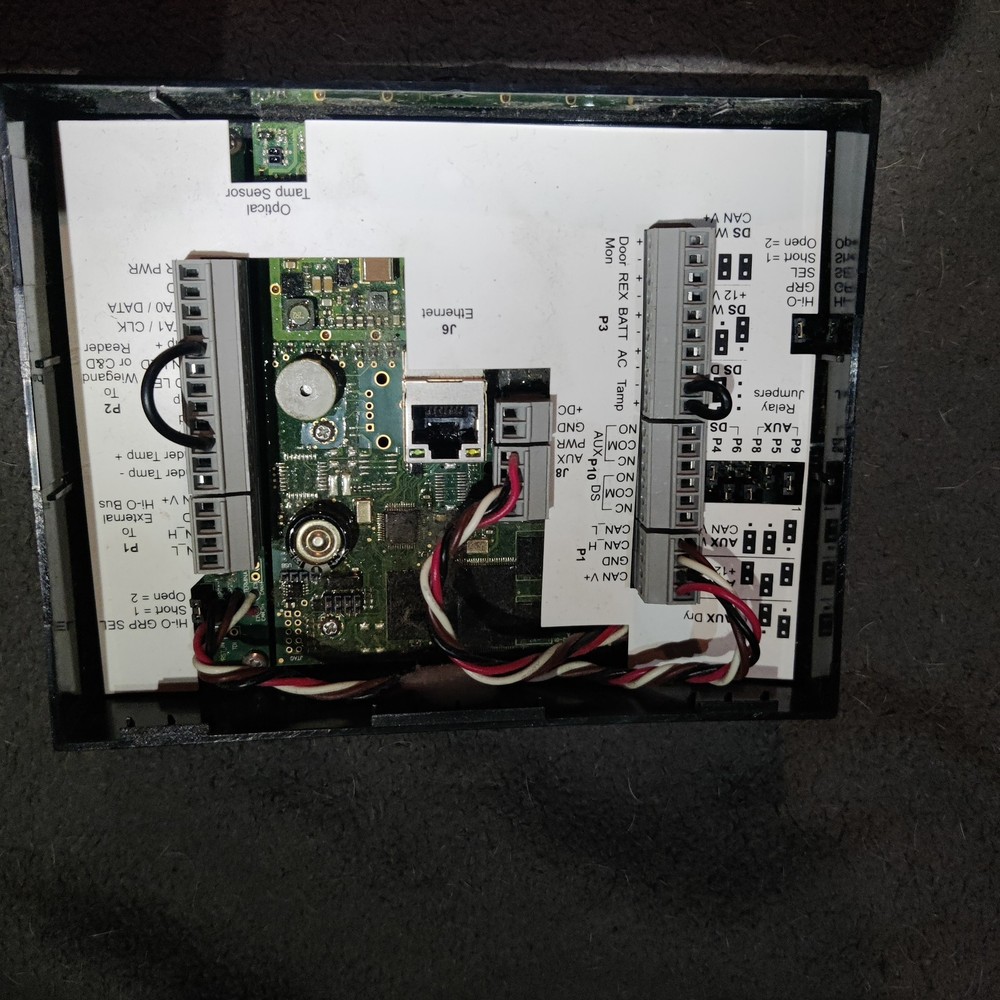 HID EDGE EVO H400-K HID Global Door Controller