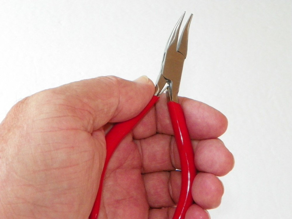 Bent Chain Nose Pliers --- Medium Duty