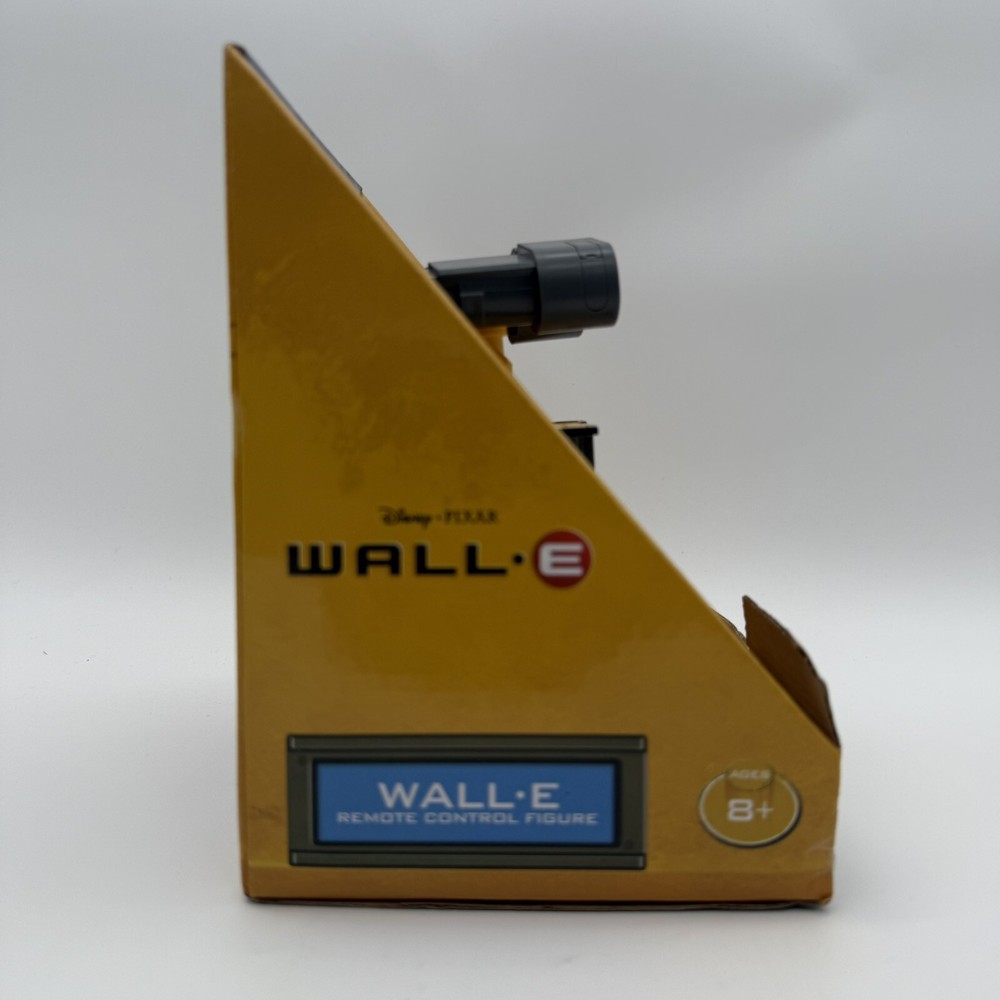 WALL-E WASTE ALLOCATION LOAD LIFTER REMOTE CONTROL ROBOT FIGURE DISNEY-PIXAR NIB