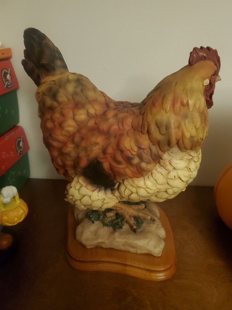 Tabletop Rooster with wooden base