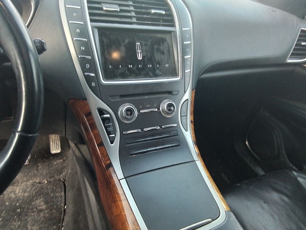 2016-2018 Lincoln MKX Front Center Dash Mounted Screen with Sync III