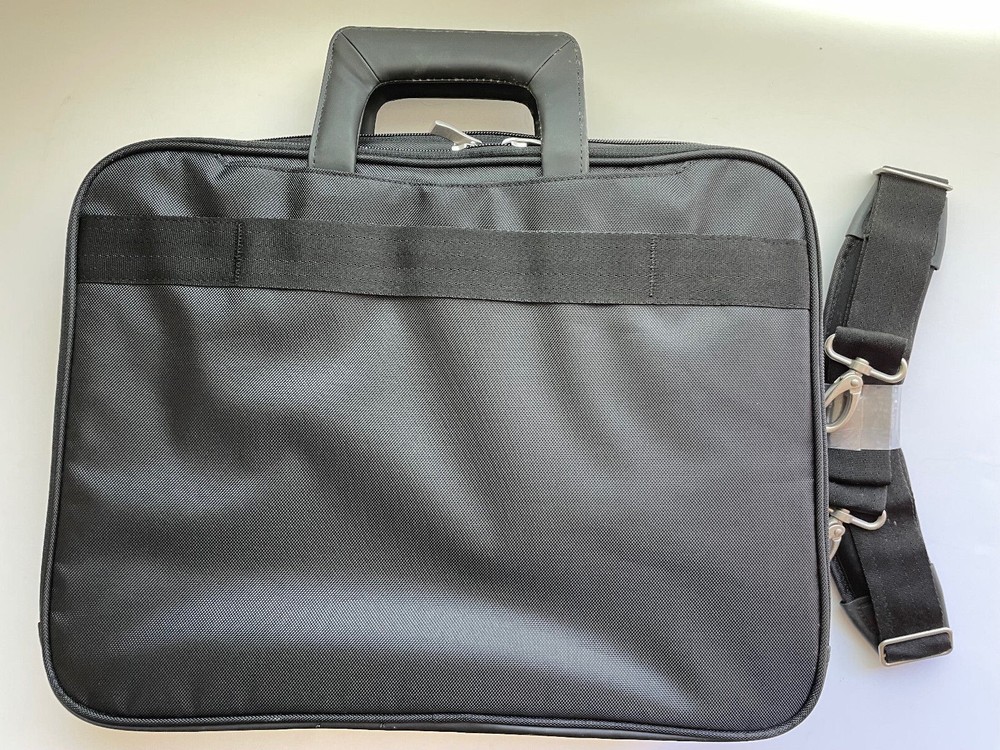 Original Dell Computer Carrying Case Briefcase for 15” Laptop Black W/ Strap Zip