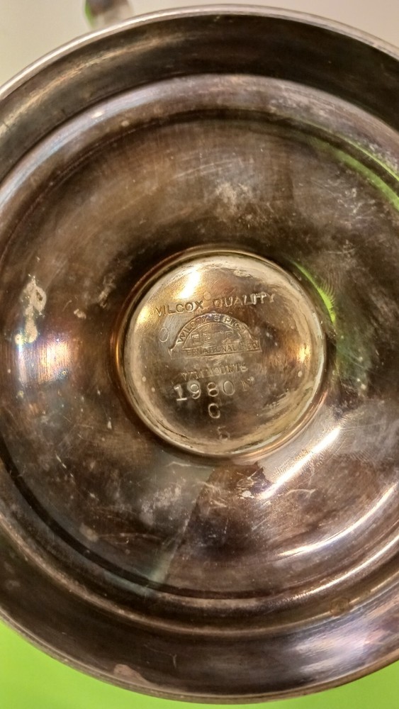 Wilcox/ International Silver Co Silverplate Plated Teapot. Half Circle Mark.