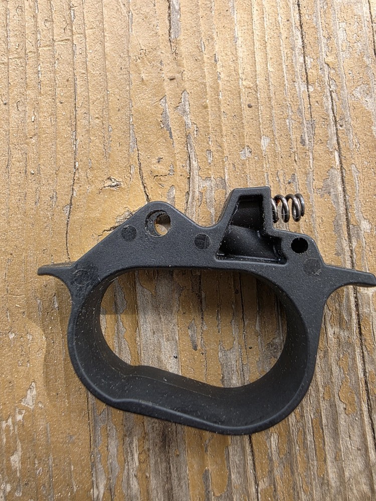 Harrington & Richardson .410 Ga. Trigger Guard W SPRING