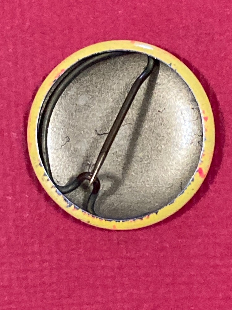 Vintage Red Cross Button / Pin