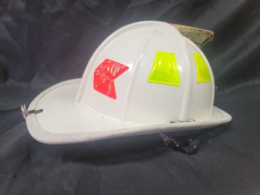 Vintage MSA Cairns 1044 Fireman Firefighter Fire Helmet + Eagle + Straps