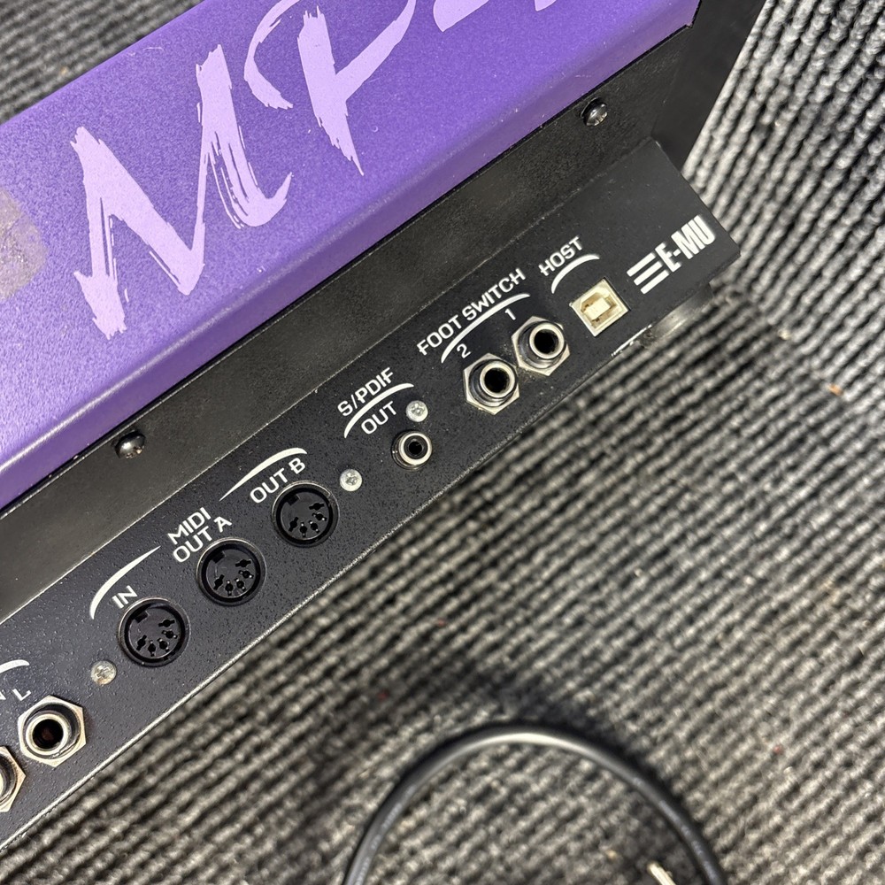 E-MU EMU MP-7 Command Station Synth Drum-Machine Groovebox WORKING!