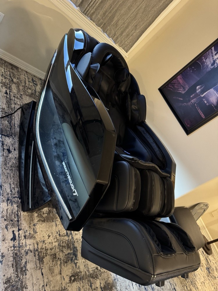 Medical Breakthrough 7 Massage Chair