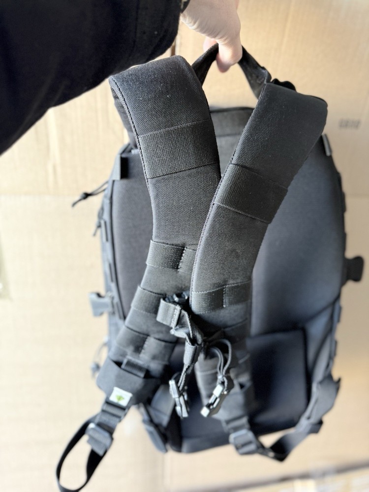 Specialist Half-Day Backpack 25L Black