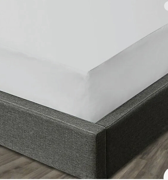 SIMPLY ESSENTIAL BED BUG MATTRESS PROTECTOR-BARRICADE Full Size 54x75”. 14” Deep