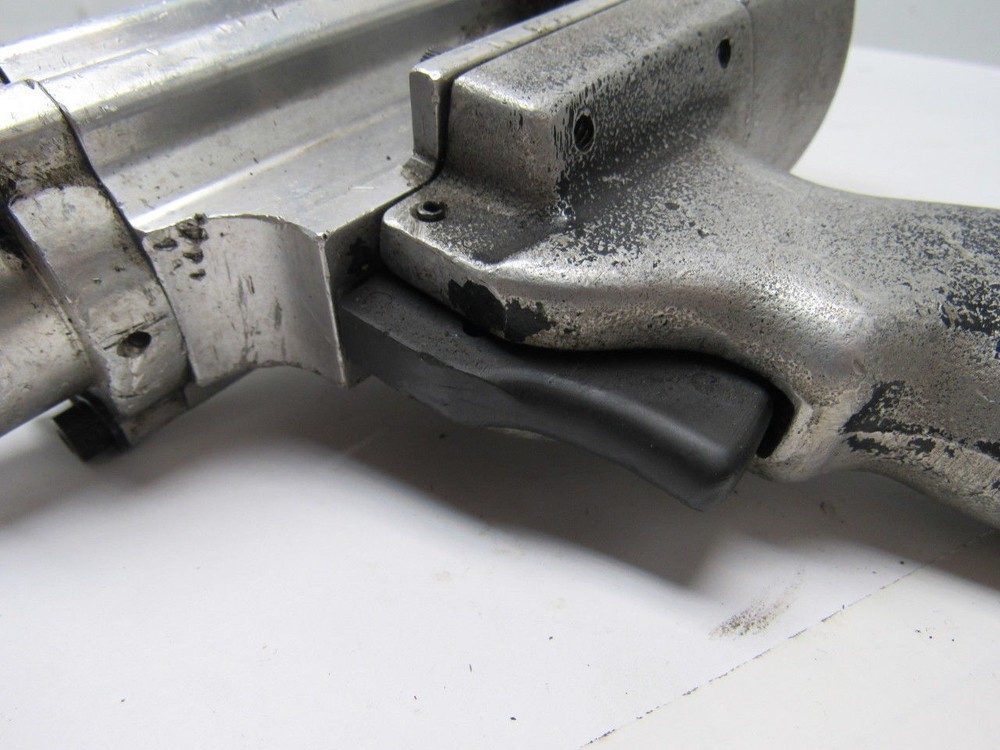 Ebbert Engineering Pneumatic Rivet Gun for Riveting Solutions Machine