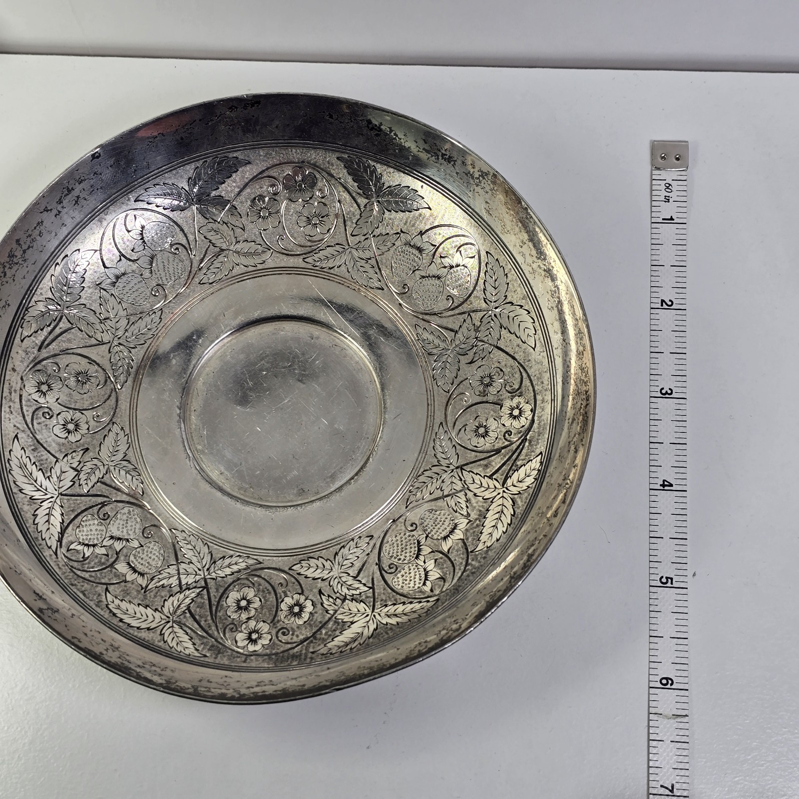 Antique James W. Tufts Boston Quadruple Plate #1341 Strawberry Bowl Victorian