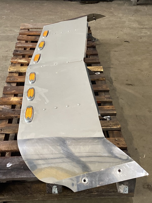 1997 Freightliner CST 120 Visor (654-10746)