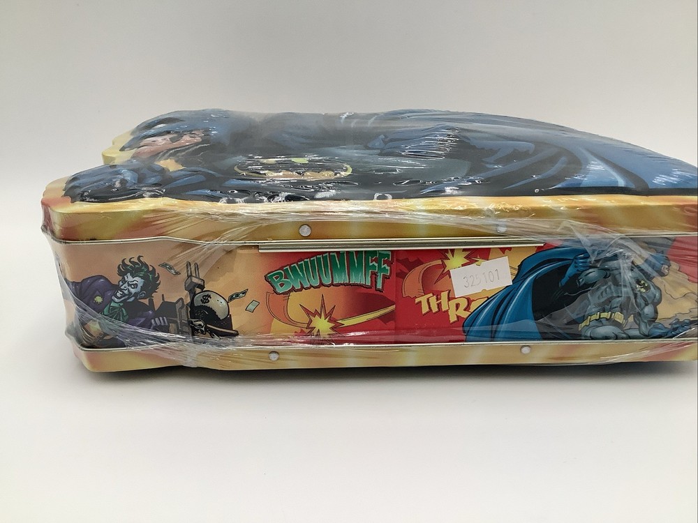 Batman Cartoon Network Tin Lunchbox Sealed WB DC Comics Candy Box