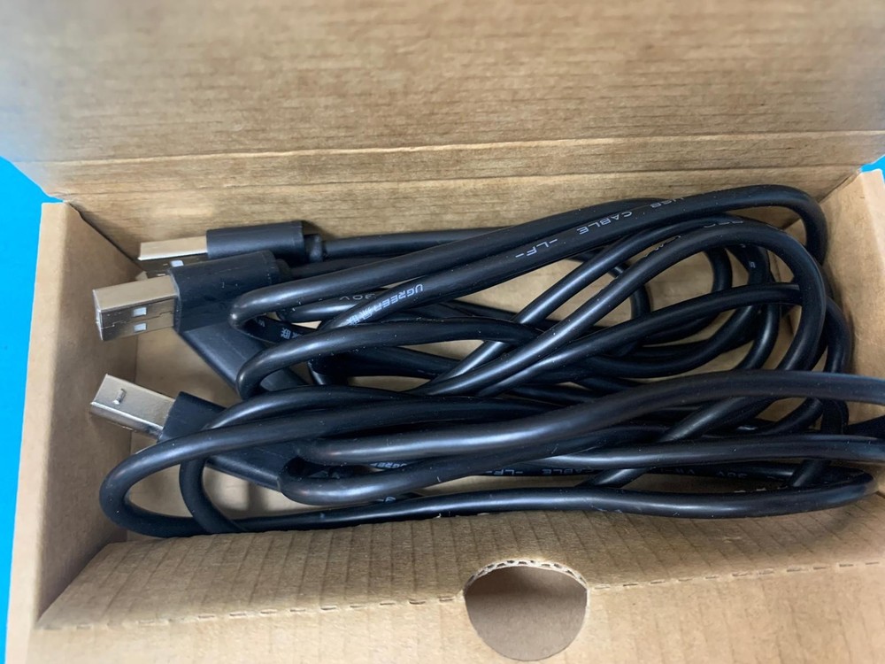 ✨ Ugreen 30357 2-Port USB KVM Switch Box✨