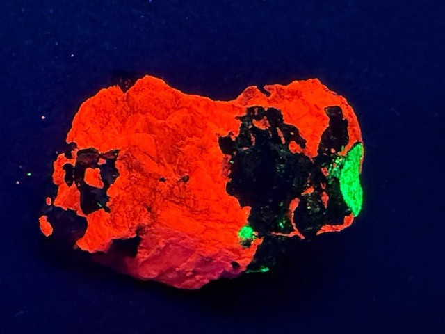 SEE VIDEO: COOL FRANKLIN ASSEMBLAGE: HENDRICKSITE,WILLEMITE PLUS, FRANKLIN, N.J.