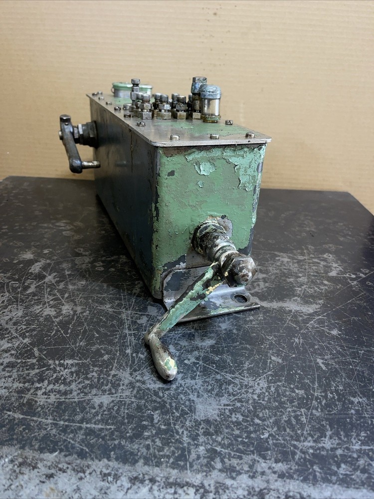 Madison Kipp Model FD 7 Feed Mechanical Oiler Used Machine Ratchet Driven