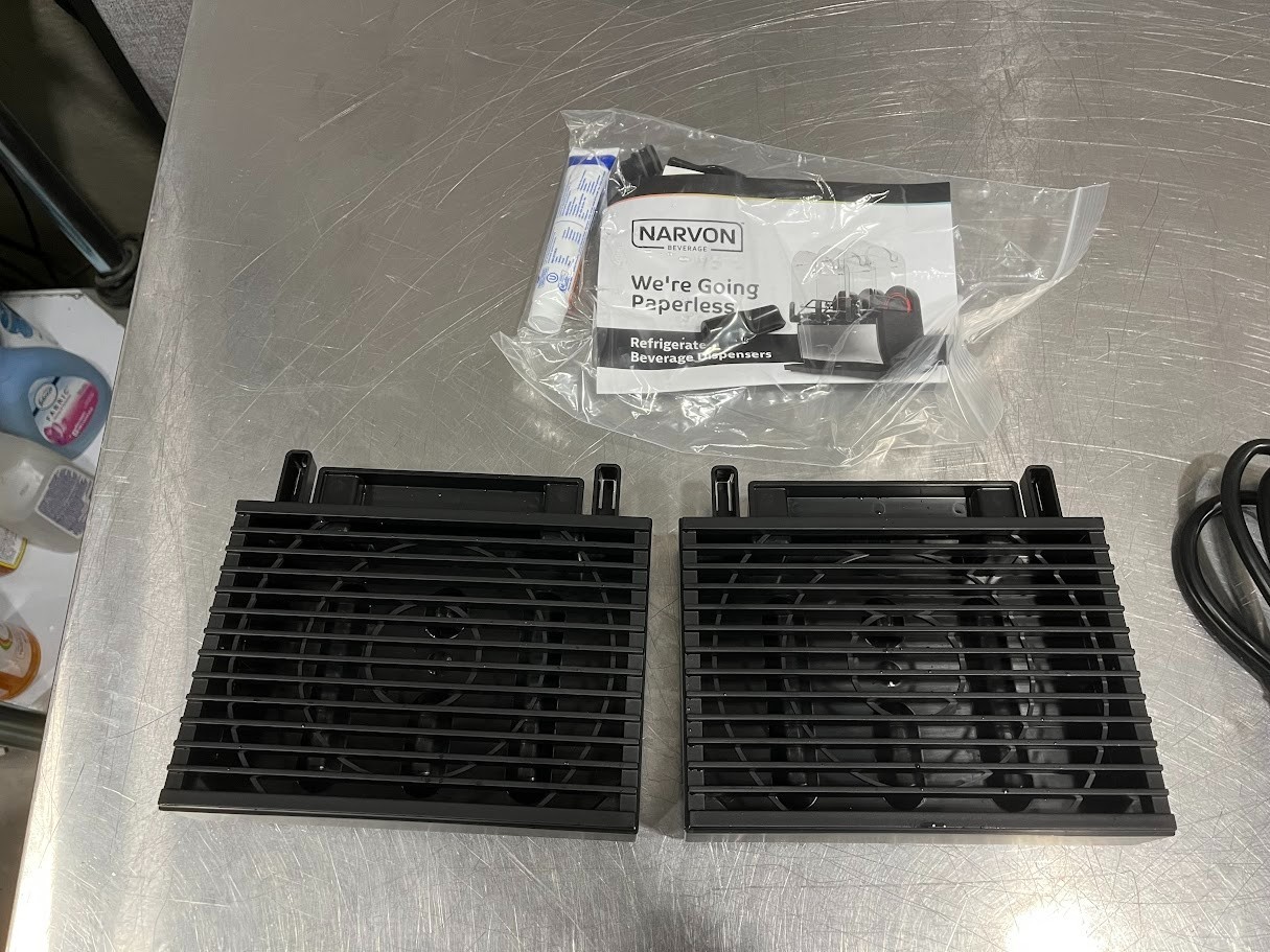 Narvon Double 5 Gallon Bowl Refrigerated Beverage Dispenser - 115V