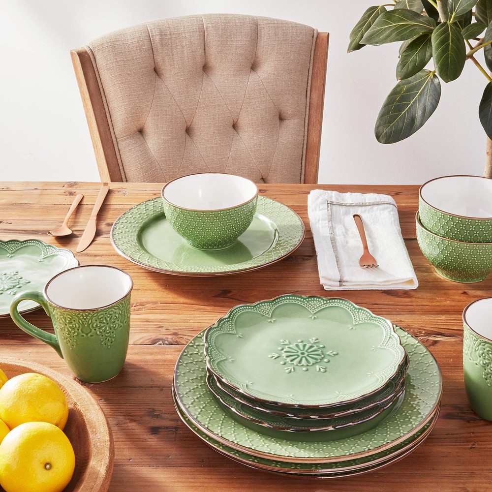 French Lace Dinnerware Set, 16 Piece, Green