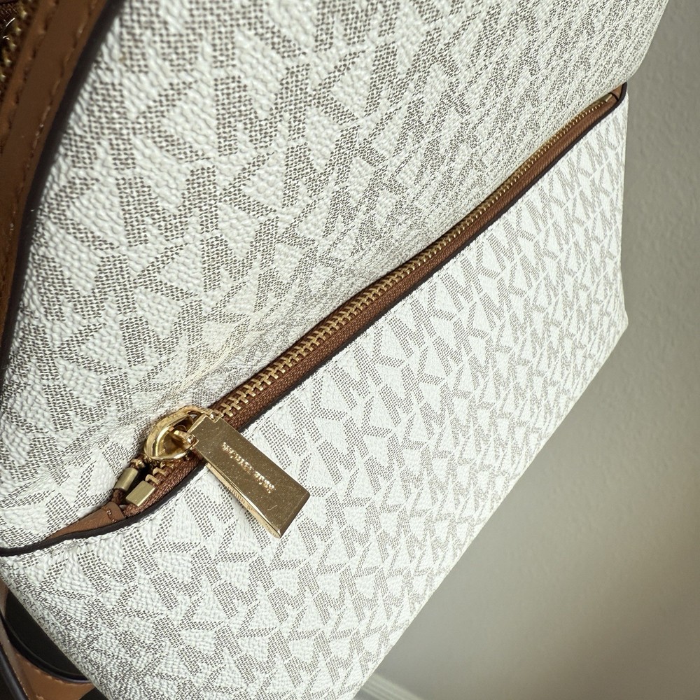 Michael Kors Valerie Medium Logo Backpack Vanilla NWT