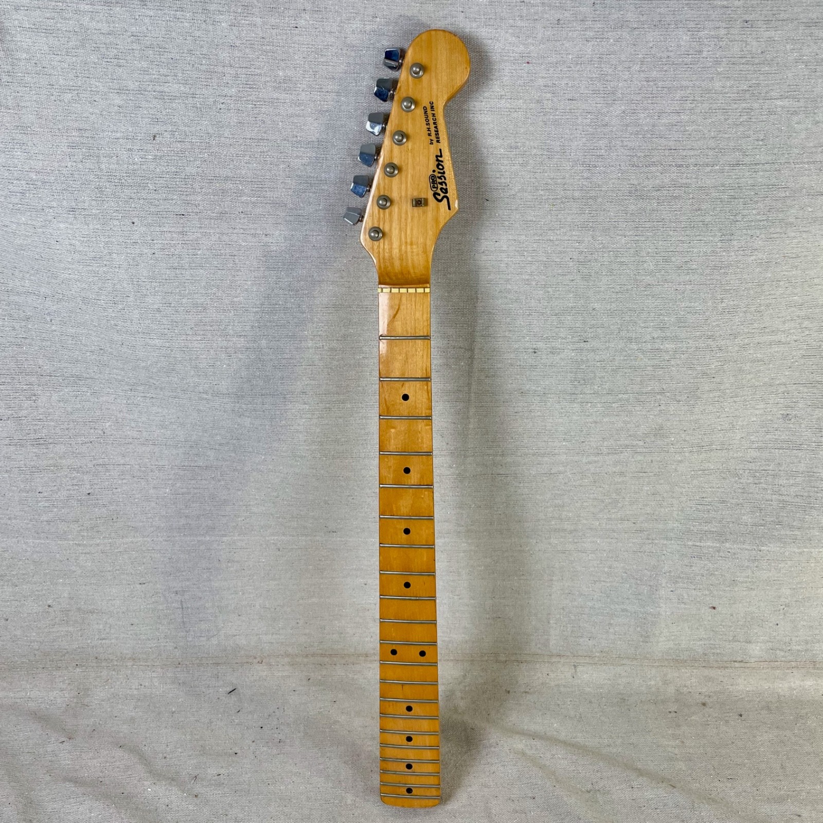 Pro Session Neck 1980s Maple Stratocaster Riverhead Sound Research RH Guitar