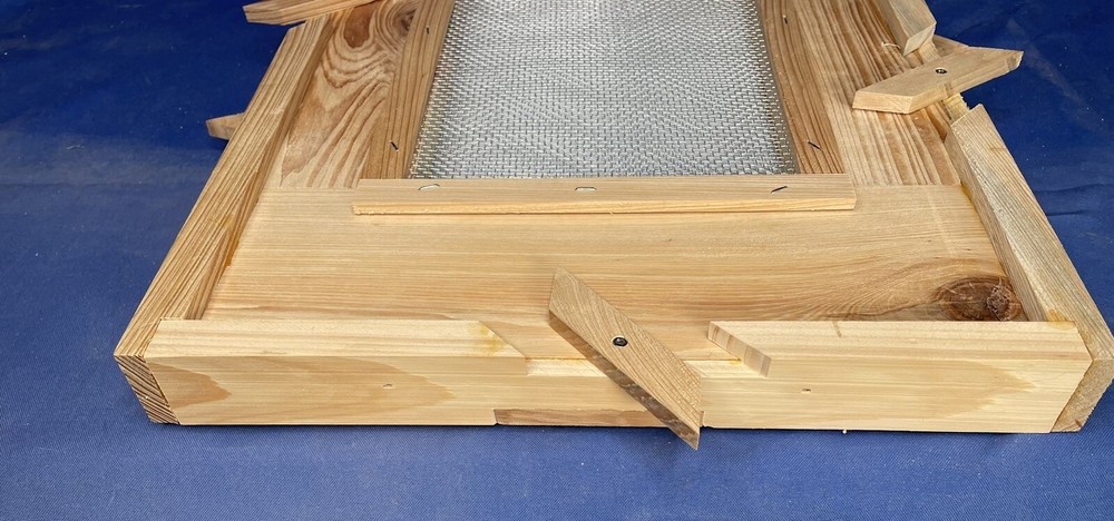 8 Frame Cypress Double Screen Board (Snelgrove) for Langstroth Bee Hive