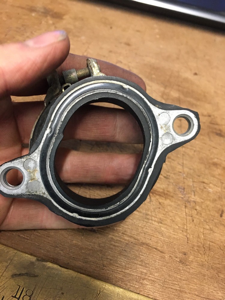 2007 Triumph Tiger 1050 Inlet Manifold Rubber