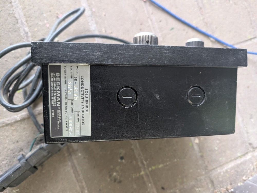 Beckman Solu-Bridge SD-178 Conductivity Controller - USED