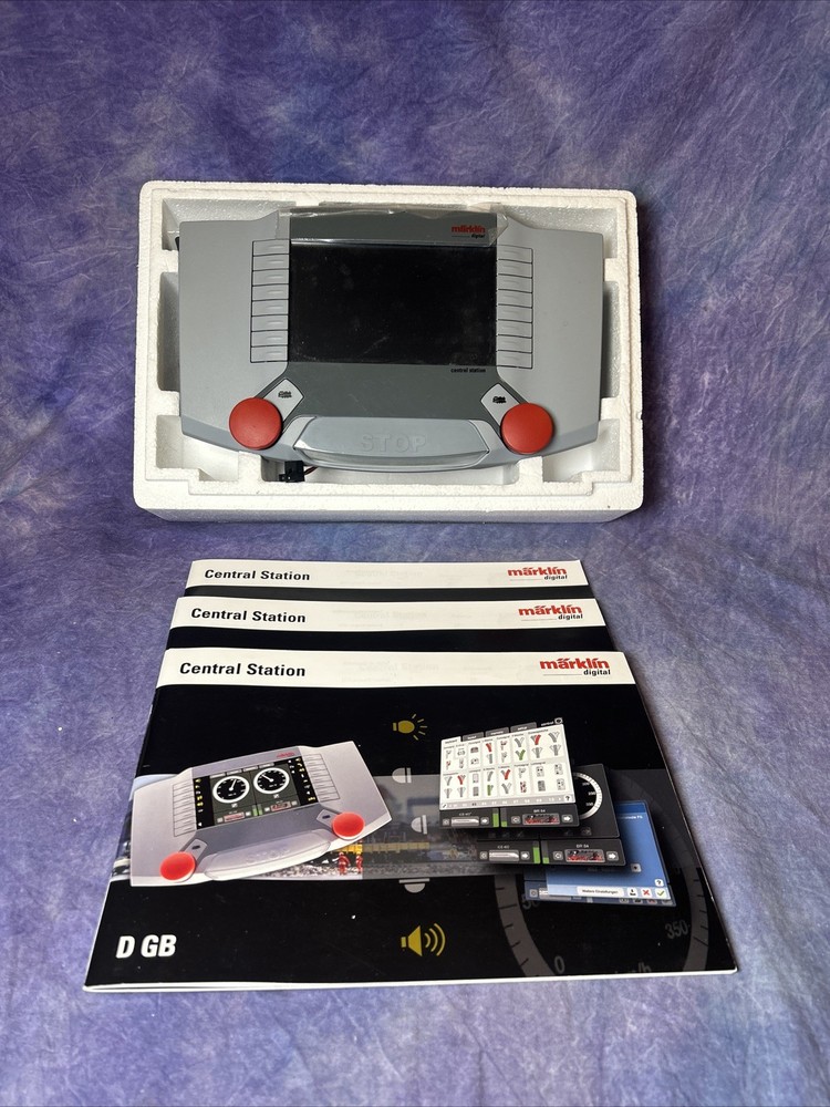 Marklin 60215 Central Station Digital Command Base