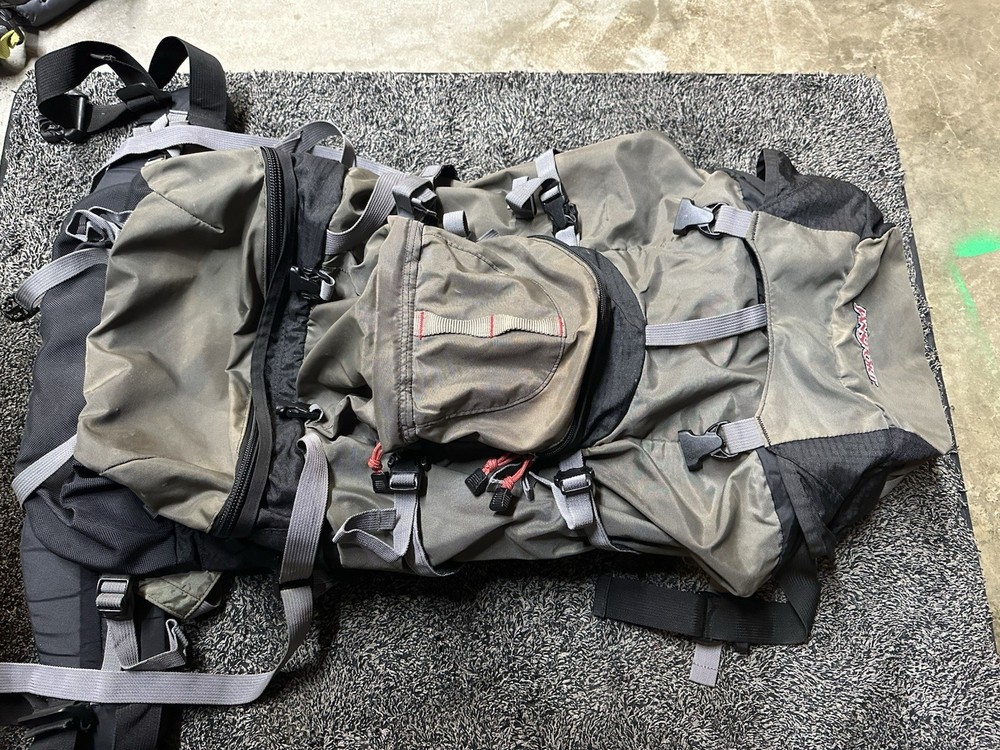 JanSport Klamath 72 Hiking Backpack Large Internal Frame Camping Pack