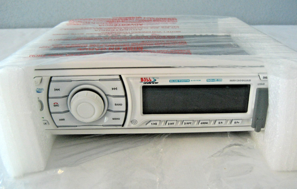 Boss MR1309UAB Marine Audio System