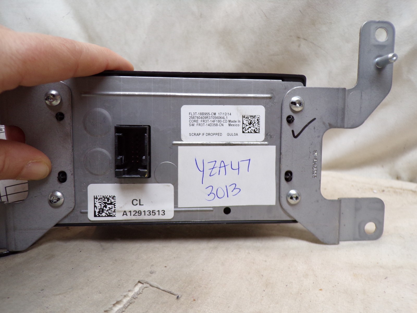 15 16 17 Ford F150 Radio Display Screen FL3T-18B955-CM YZA47